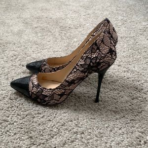 Shoedazzle lace heels